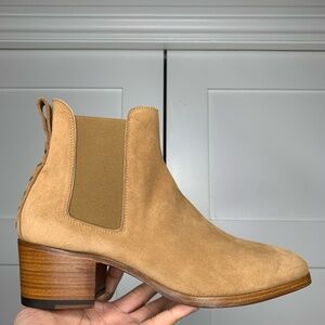 Bottega Veneta Suede Beige Chelsea Boots
